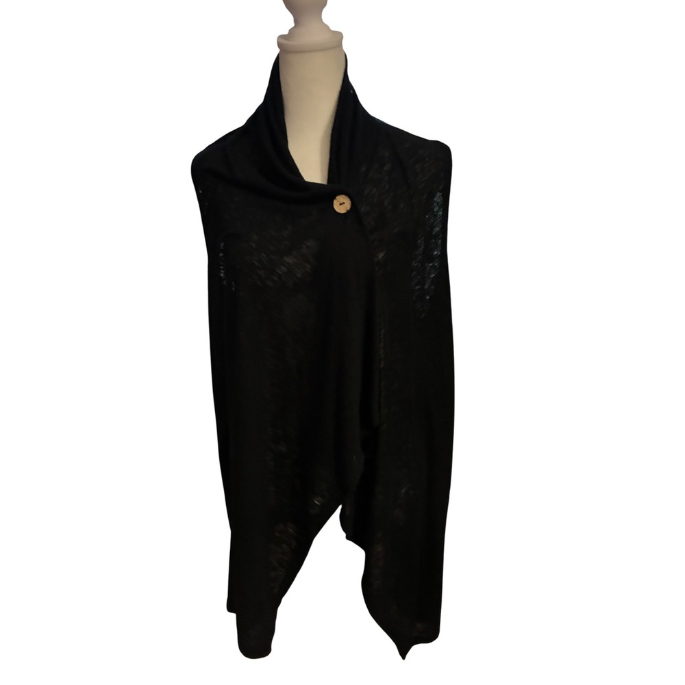 Bobeau Black Sleeveless Drape Front Cardigan Vest Wood Button Plus Size 2X